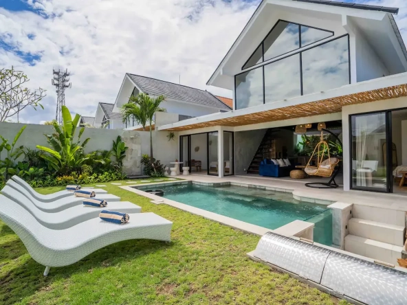 3-Bedroom Villa with Garden in Kerobokan - Estetico Estate